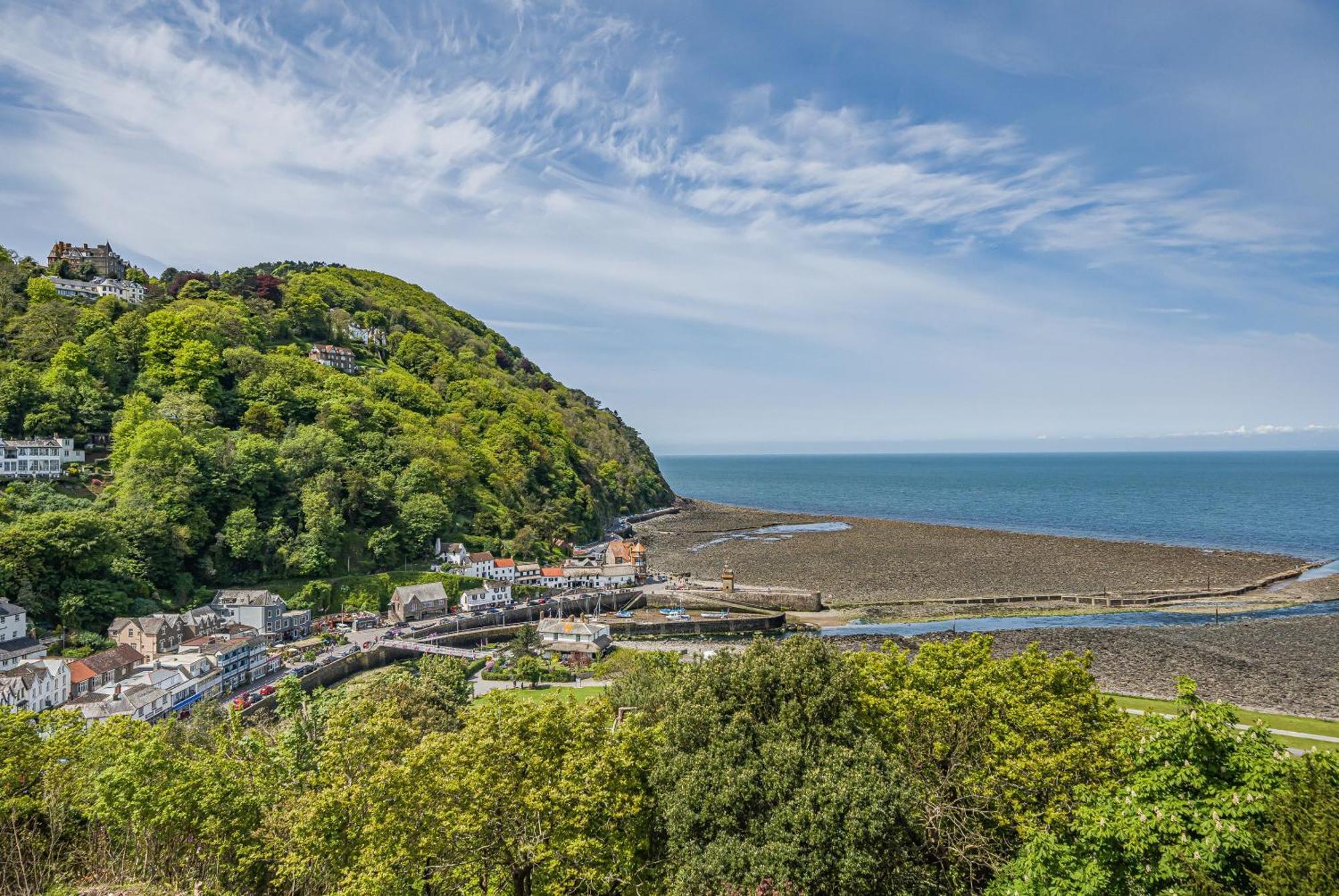 Tors Park Apartment Lynmouth Exterior photo